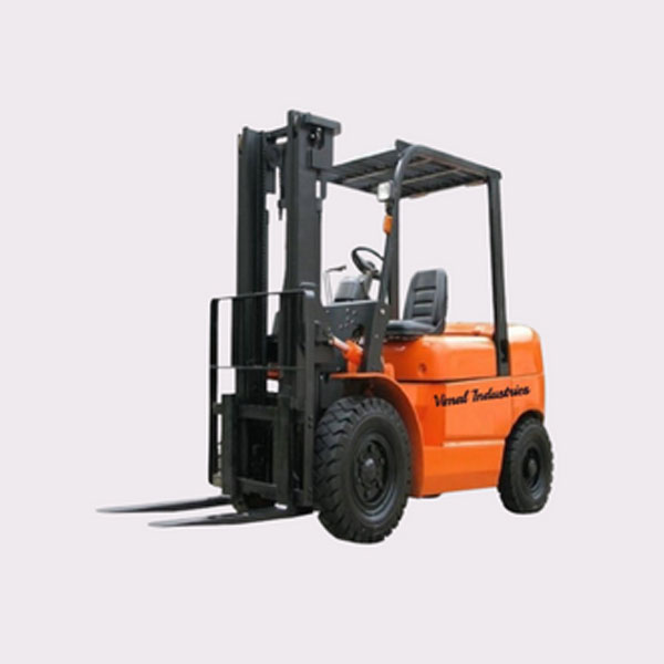 FORKLIFTS & REACH TRUCKS